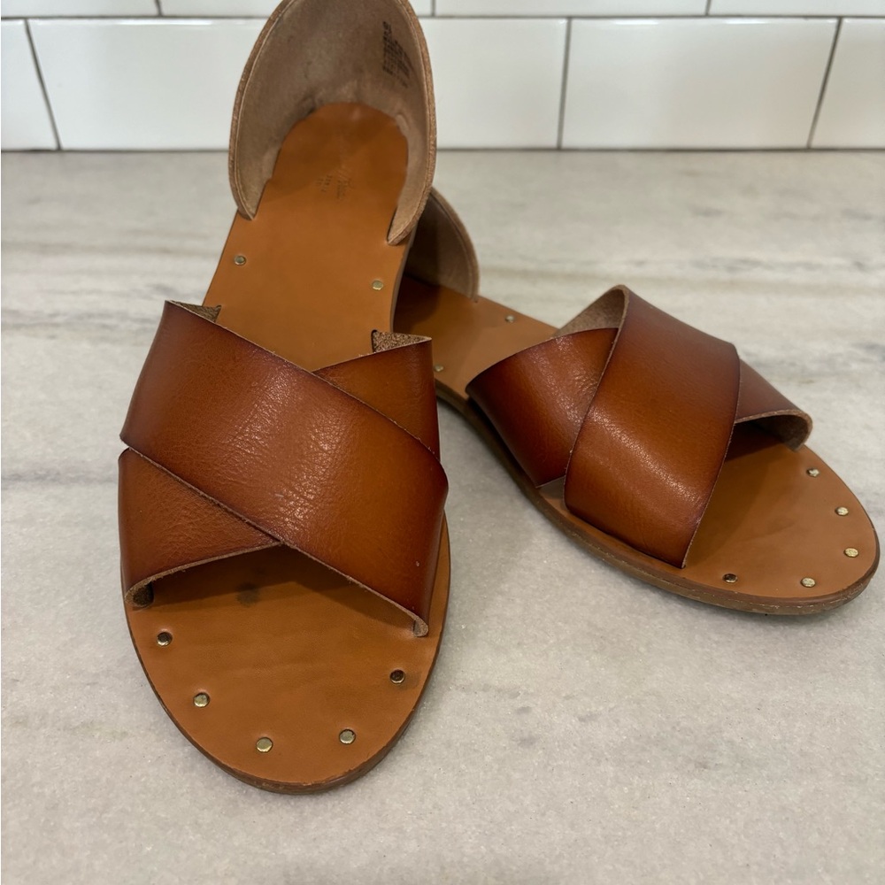 Universal Thread Lois flat sandals